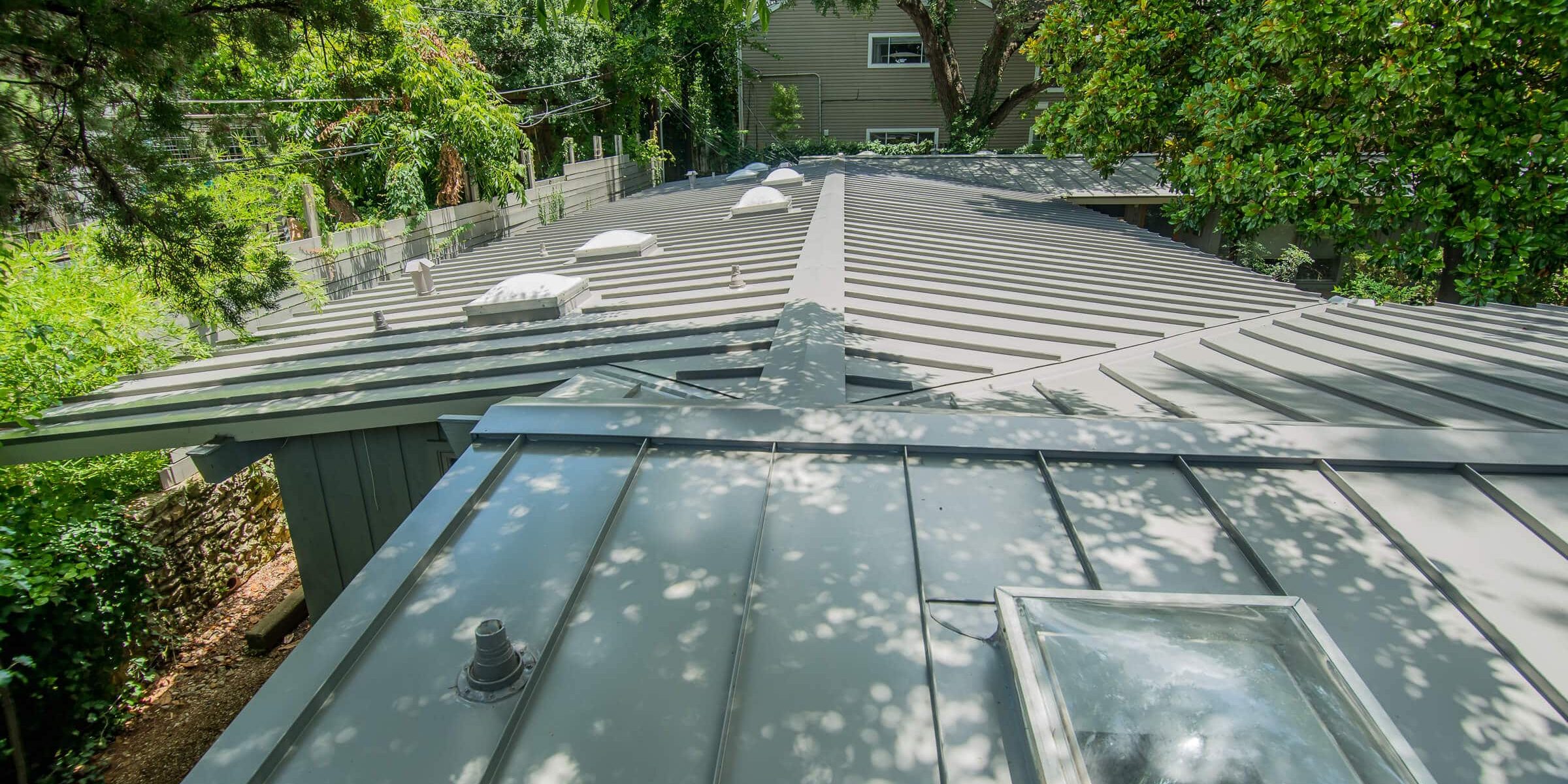 Austin Roofing Companies - Bluebonnet Custom Roofing