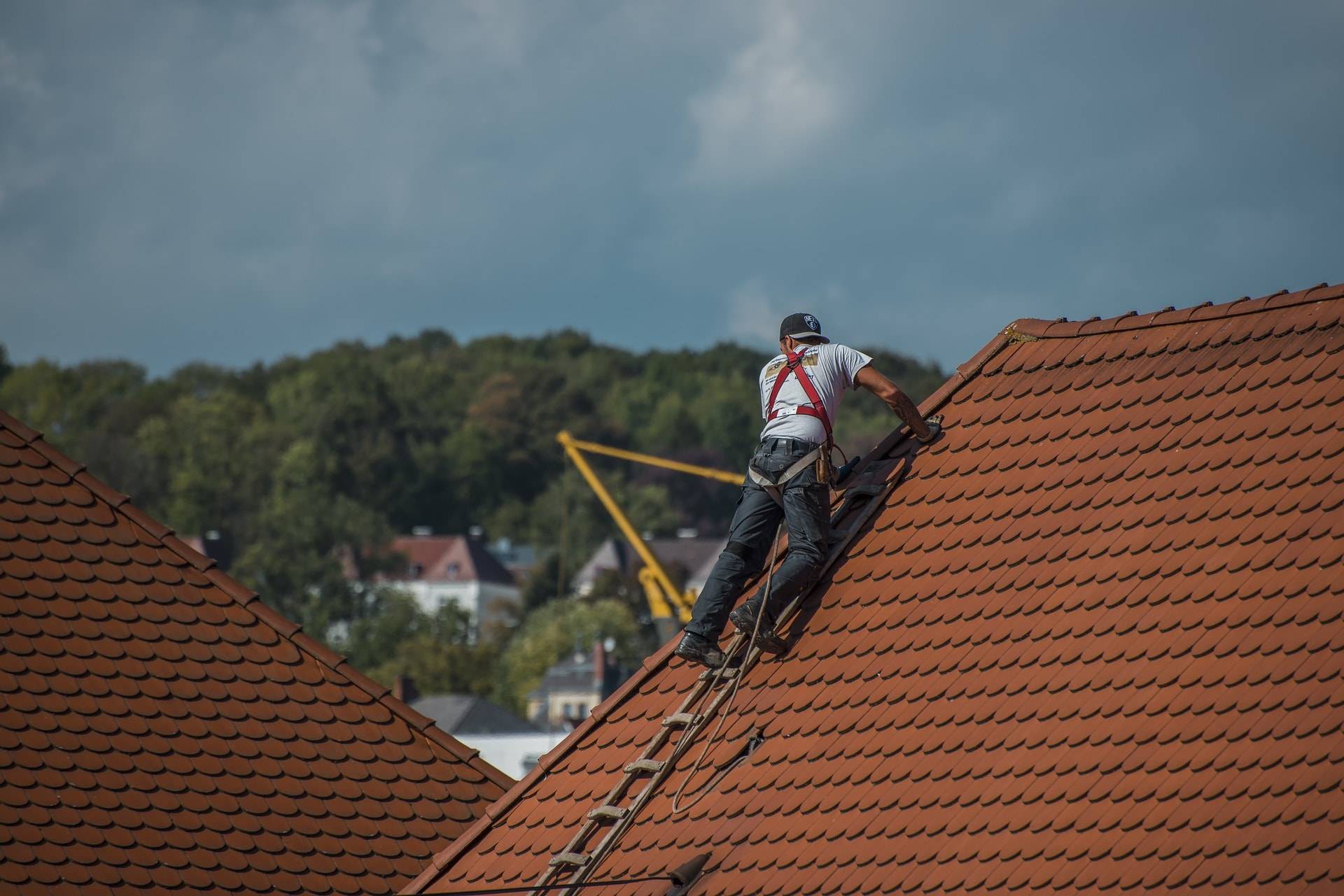 Call a roofing company Austin for maintenance after installation